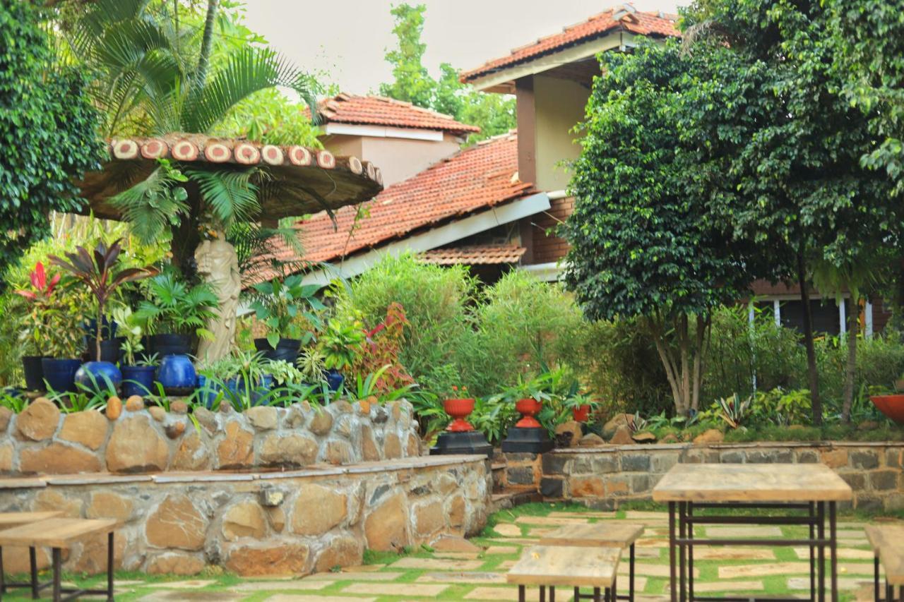 Achalaa Resort Kolhapur Exterior foto